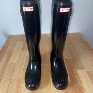 Hunter Women's Original Tall Gloss Rain Boots